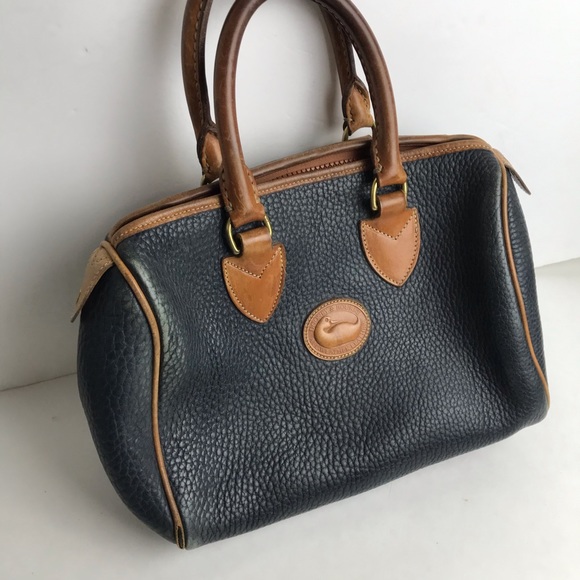 Dooney & Bourke Handbags - Dooney & Bourke navy satchel handbag purse vintage